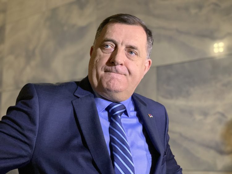 Dodik: Nećemo se pridruživati sankcijama koje uvodi EU