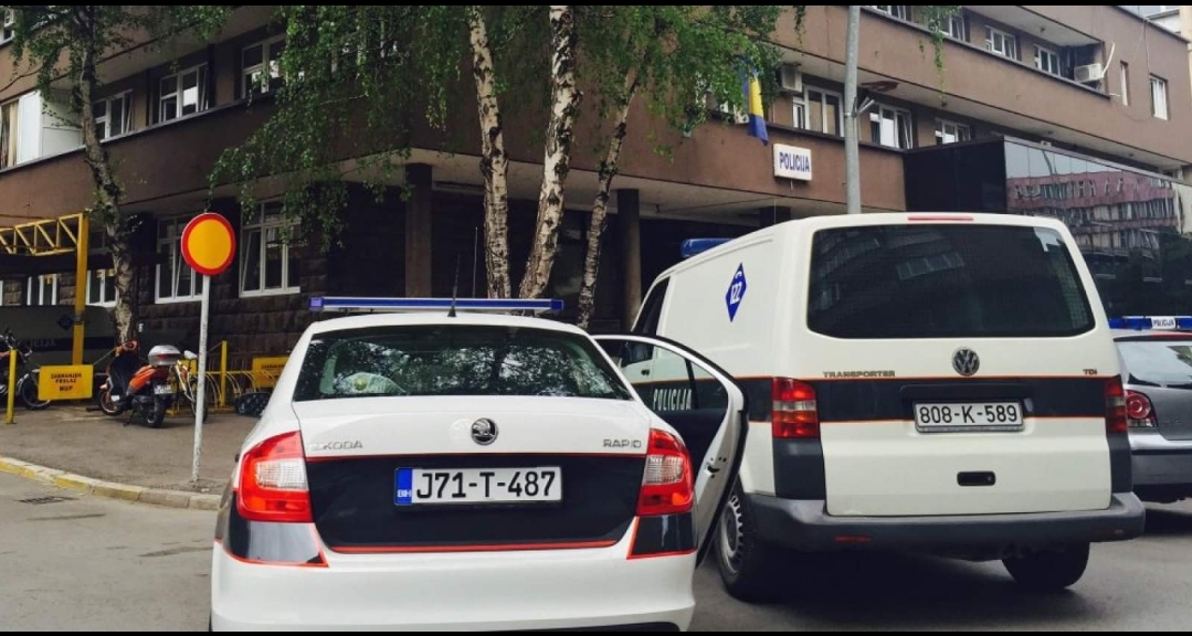 DA LI JE IZ AUTOBUSA U ZENICI ISPALO DIJETE? OVO SU DETALJI NESREĆE