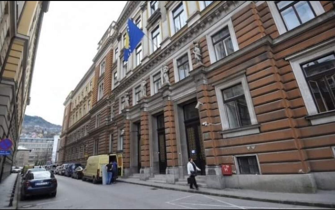 Općinski sud u Sarajevu: Potvrđena optužnica protiv tržišnih inspektora zbog koruptivnih krivičnih djela