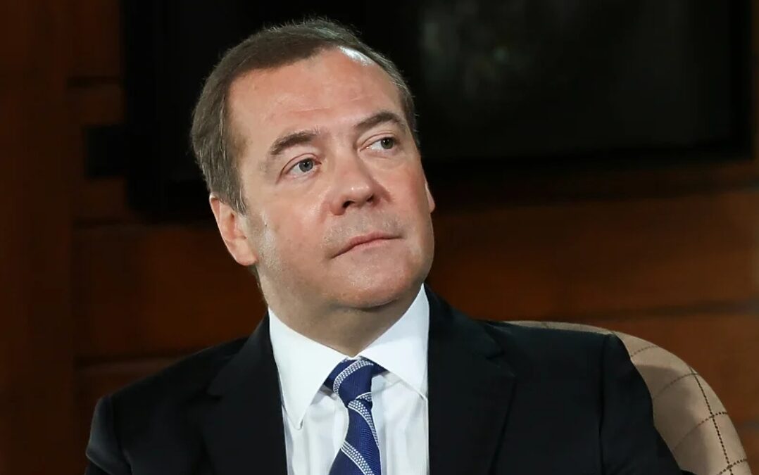 Medvedev: Moskvi ne trebaju diplomatske veze sa Zapadom, operacija se nastavlja