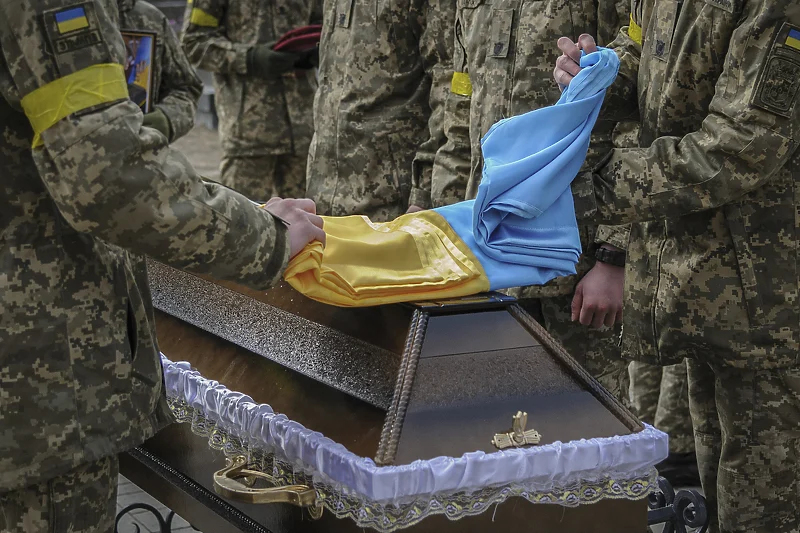 Treća sedmica rata u Ukrajini: Masovne grobnice u Mariupolju