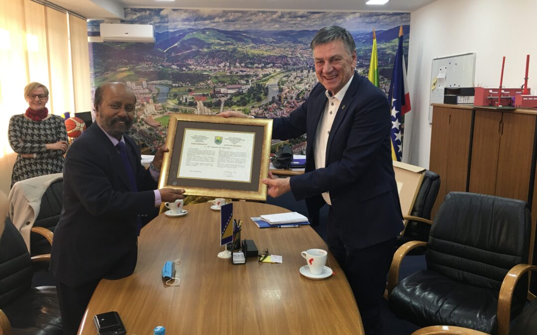 Na susretu gradonačelnika Kasumovića i delegacije kompanije ArcelorMittal izraženo zadovoljstvo zbog izgradnje moderne Toplane 