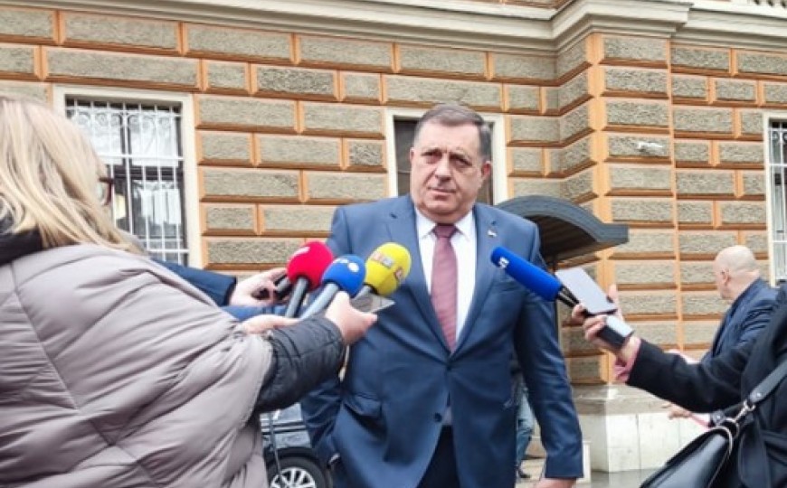 Dodik nakon sastanka s Berbok: Rekao sam da nemamo planove da se otcijepimo