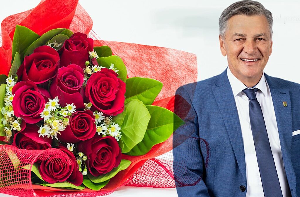 Gradonačelnik Fuad Kasumović čestitao Međunarodni dan žena 