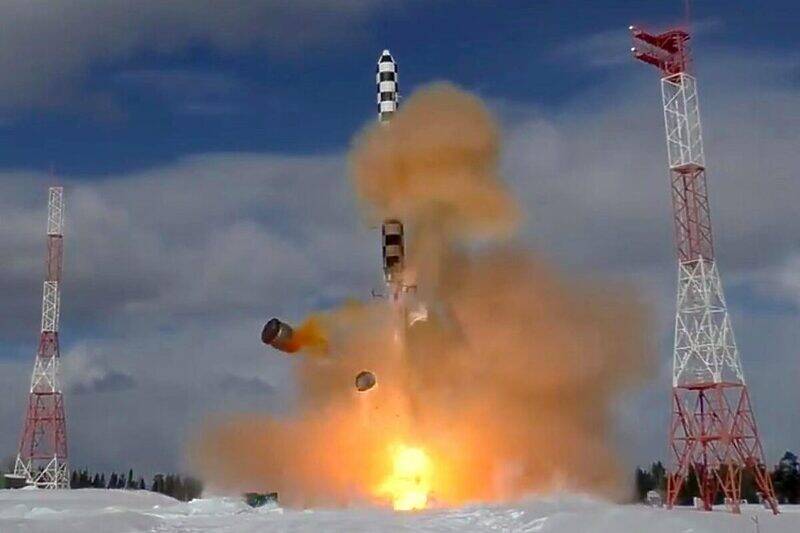 Ponestaje li Rusiji balističkih projektila i zašto koriste hipersonične rakete?