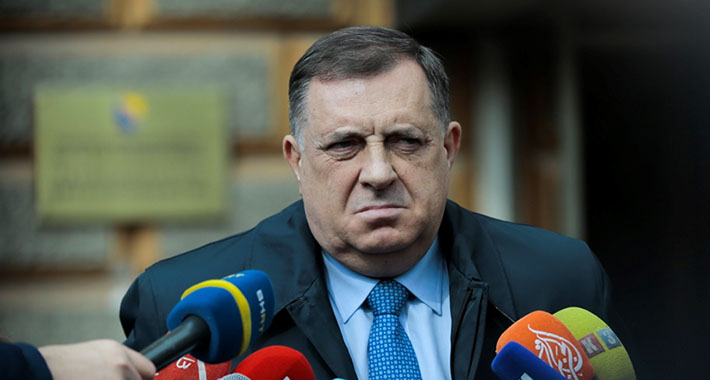 Dodik primitivno psovao zbog izjava Izetbegovića: A jebote, al’ laže čovjek