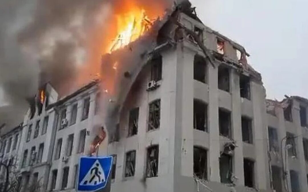 Ruske snage uništile zgradu policije u Harkovu