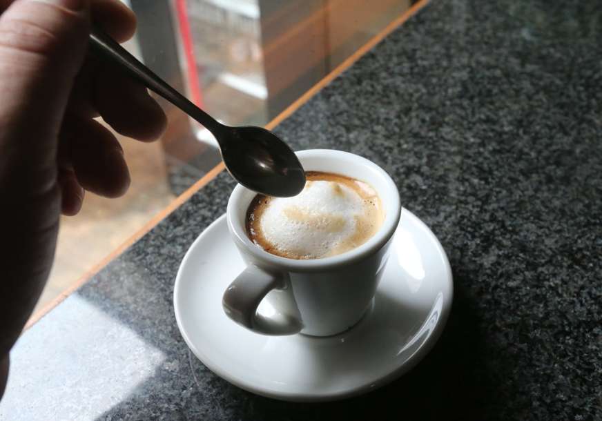 Političari kafu plaćaju 0,50, a tanjir supe 1,50 KM