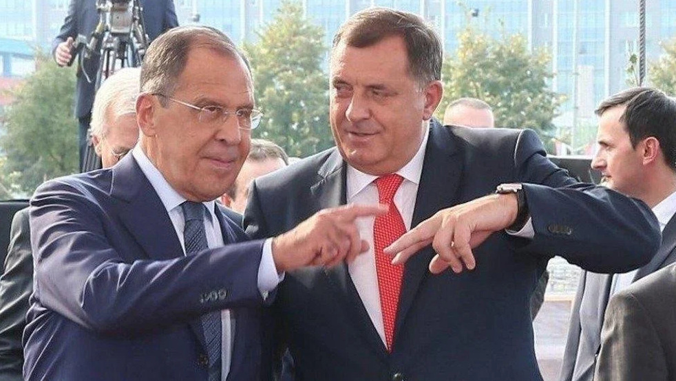 Sjećate li se nedavnog tajanstvenog razgovora Dodika i Lavrova? / Hrvatski mediji tvrde da je tema možda bila izgradnja ruske vojne baze – u Trebinju